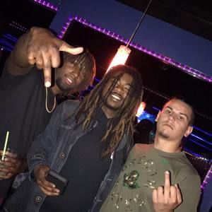 Meet your Posher, Carlos